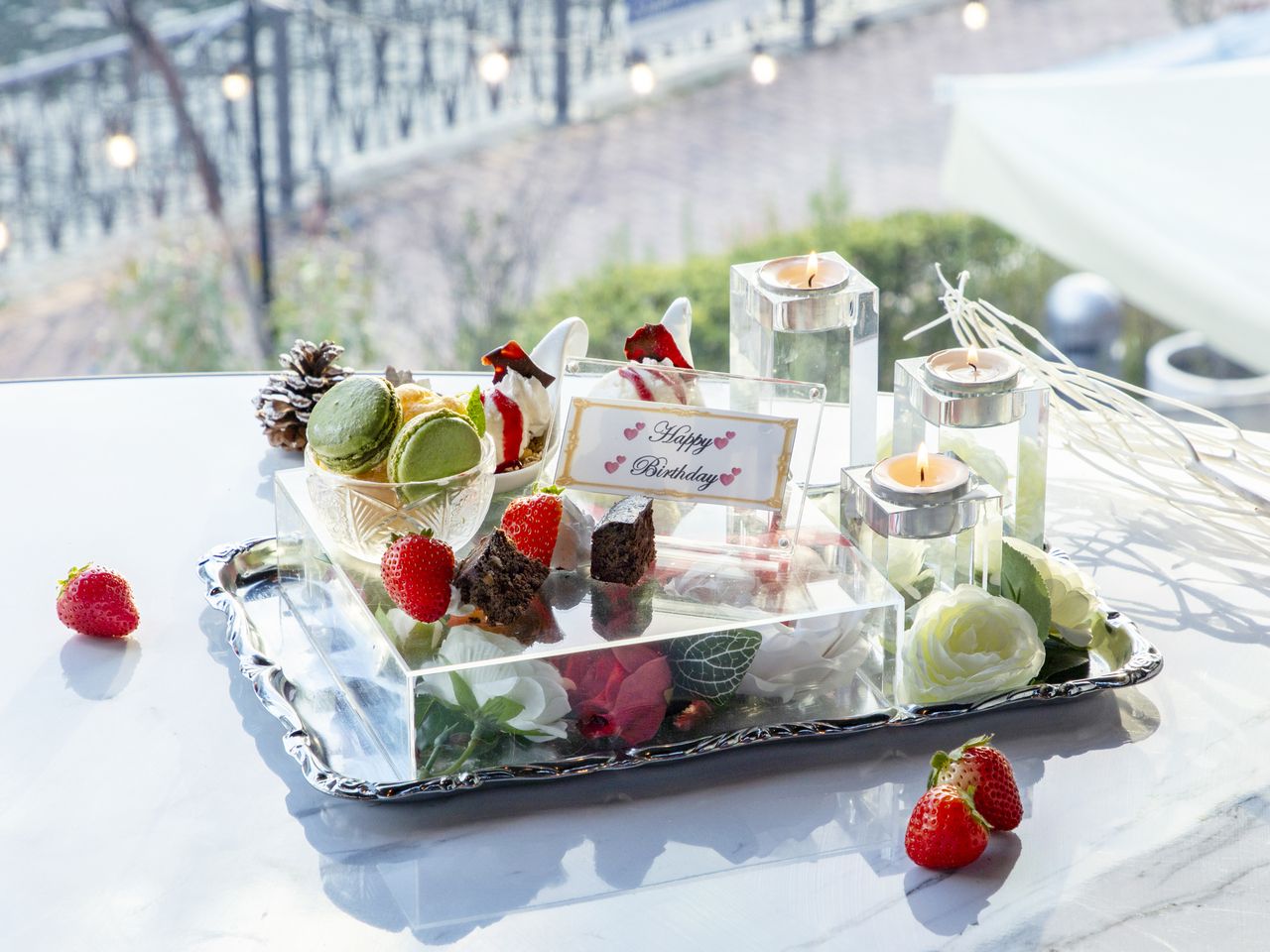 [Night view window seat promise] Premium anniversary course "Jewelry box packed with thoughts to give on a special day"