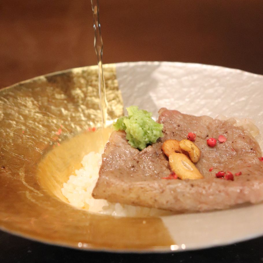 平日ランチ限定・神戸牛　焼きしゃぶ丼　赤身