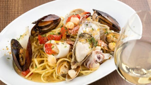 Oysterbar & Wine BELON Hirooten