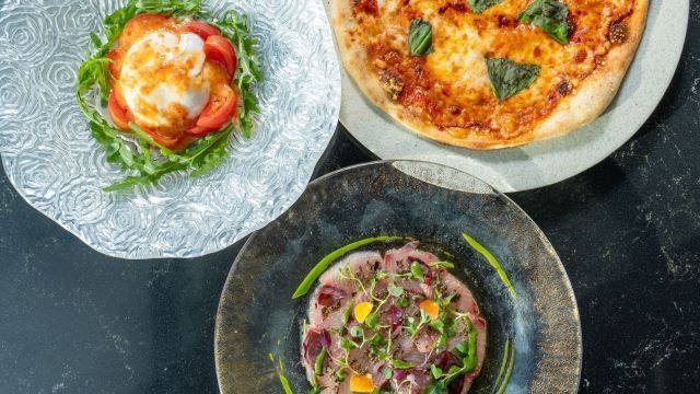 Sky Lounge Top of Tree