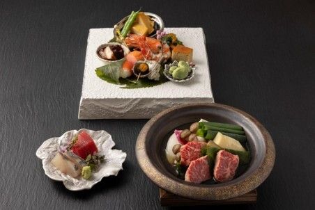 【一人ひと鍋】黒毛和牛桜蒸しとズワイ蟹ご飯　11,000円