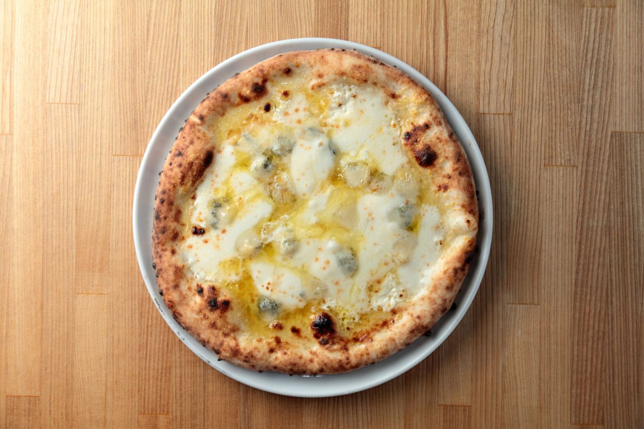 【テイクアウト】クワトロフォルマッジピッツァ