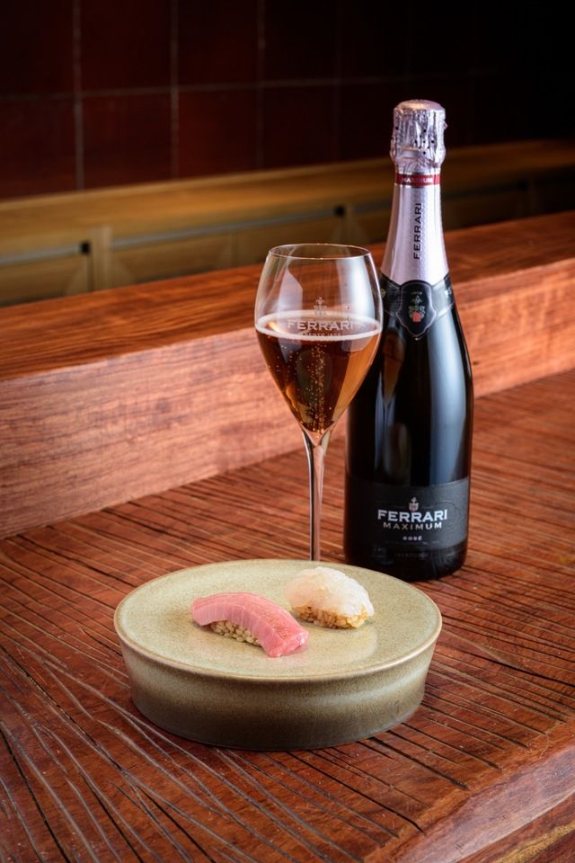 【鮨とワイン5種のペアリングコース】