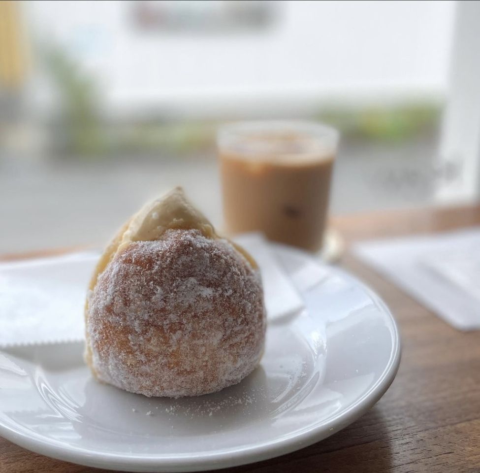 custard doughnut set