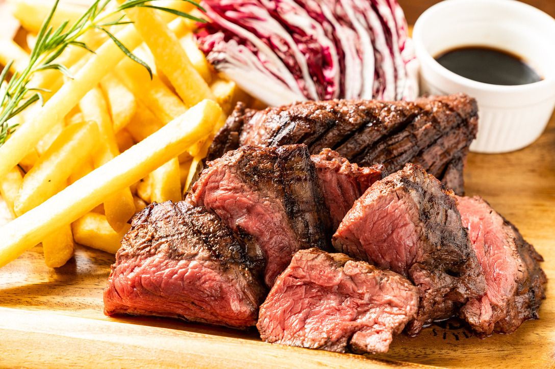 乾杯ドリンク付き! 佐賀県産黒毛和牛のステーキコース