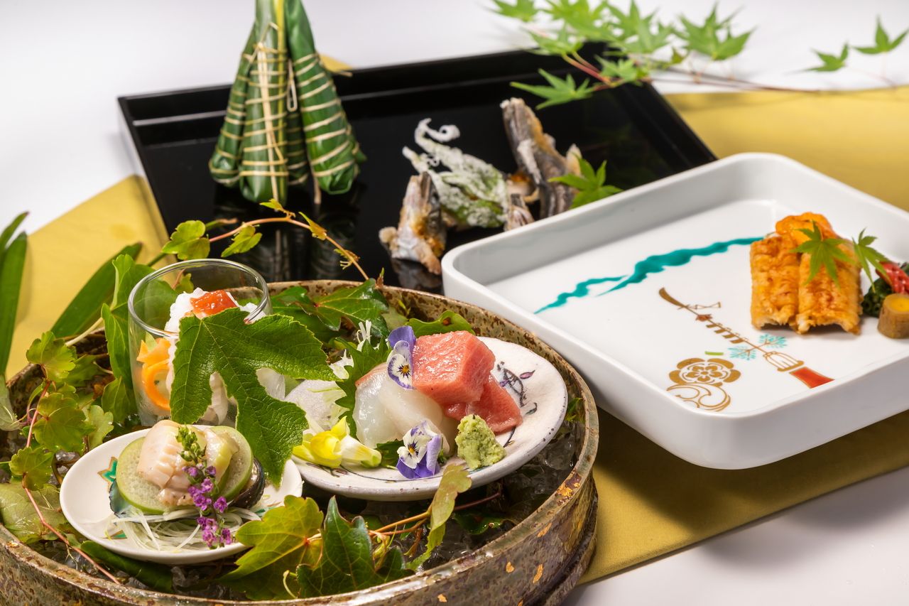保证包间 — 午餐：至高桜（Shikō Sakura）
