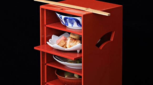 Seasonal bowl and five-tier bento 5,000  (lunch, table private room)