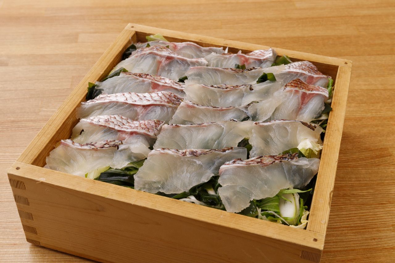 真鯛の蒸籠蒸し×おばんざい大皿7種盛合せ×旬菜堪能コース全12皿【2.0h飲み放題付】　5000円(税込)