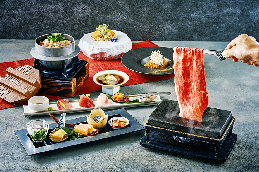 【Hana Course】 A premium summer dinner featuring delicacies such as Seto Inland Sea sea bream, abalone, eel, and Kuroge Wagyu beef.