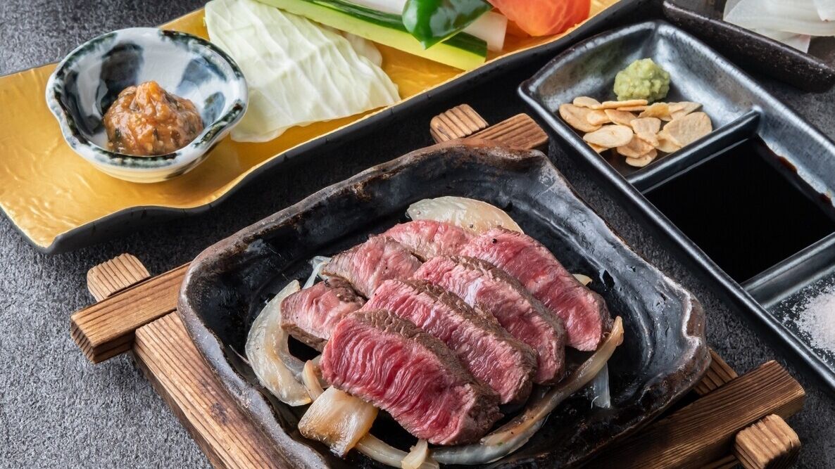 [Great for entertaining or dinner parties!] Uses Miyazaki Prefecture's Kuroge Wagyu beef! <120 minutes all-you-can-drink> 8,000 yen course