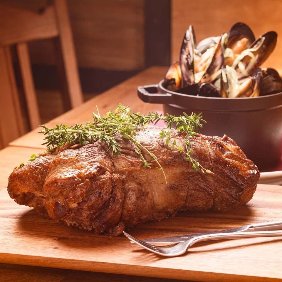 【乾杯ドリンク付き！】岩手県花巻市直送！『白金豚』と『総州古白鶏』のグリルがメイン、『トリュフサラダ』『うにバターリゾット』もついたお食事プラン