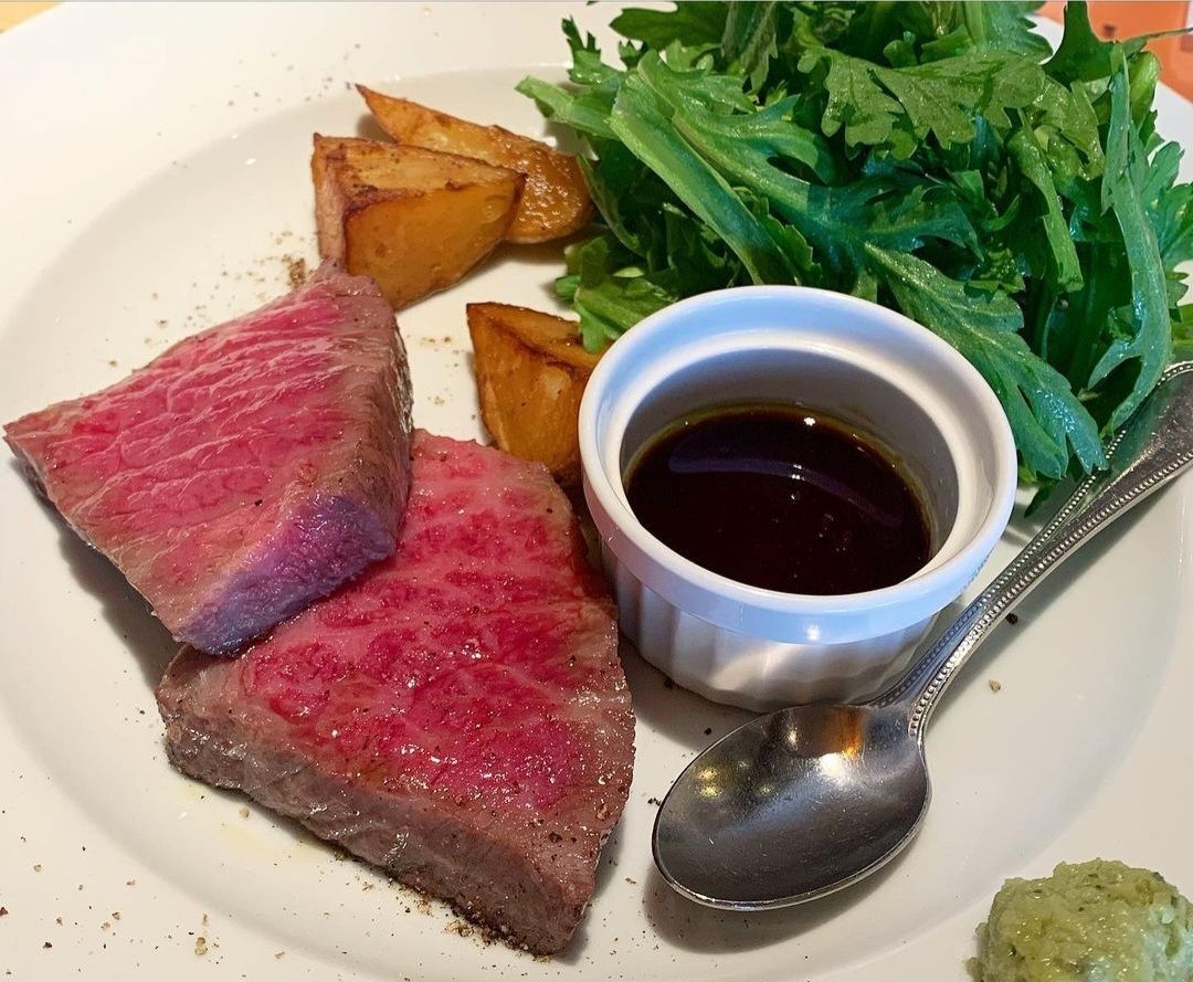 Wagyu beef course (Saturdays, Sundays and holidays only) (for 6 or more people)