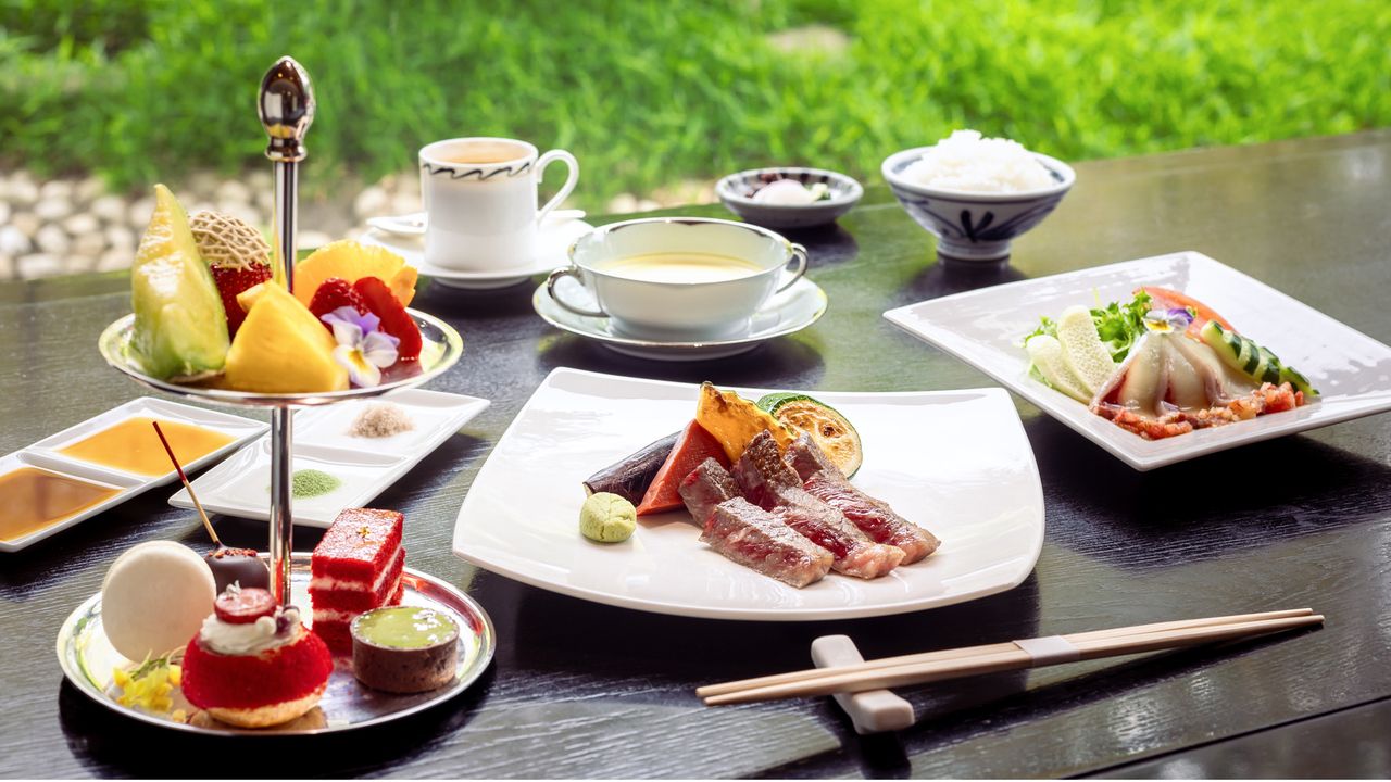 女士午餐“Kirameki” 沙拉、和牛蔬菜鐵板燒、雙層蛋糕架等4種菜餚