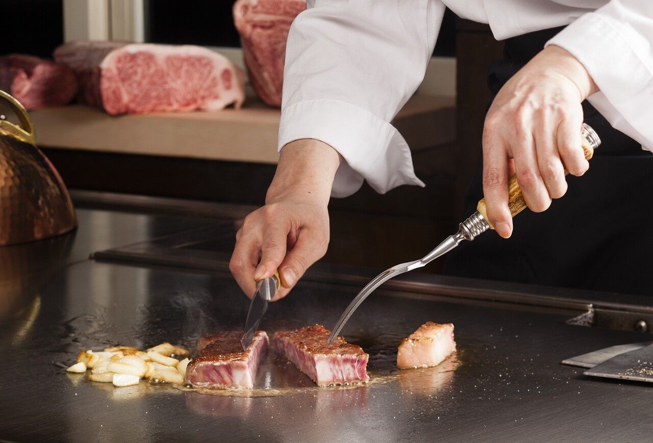 コース【三国～Mikuni～】 近江牛と紋甲イカのコース