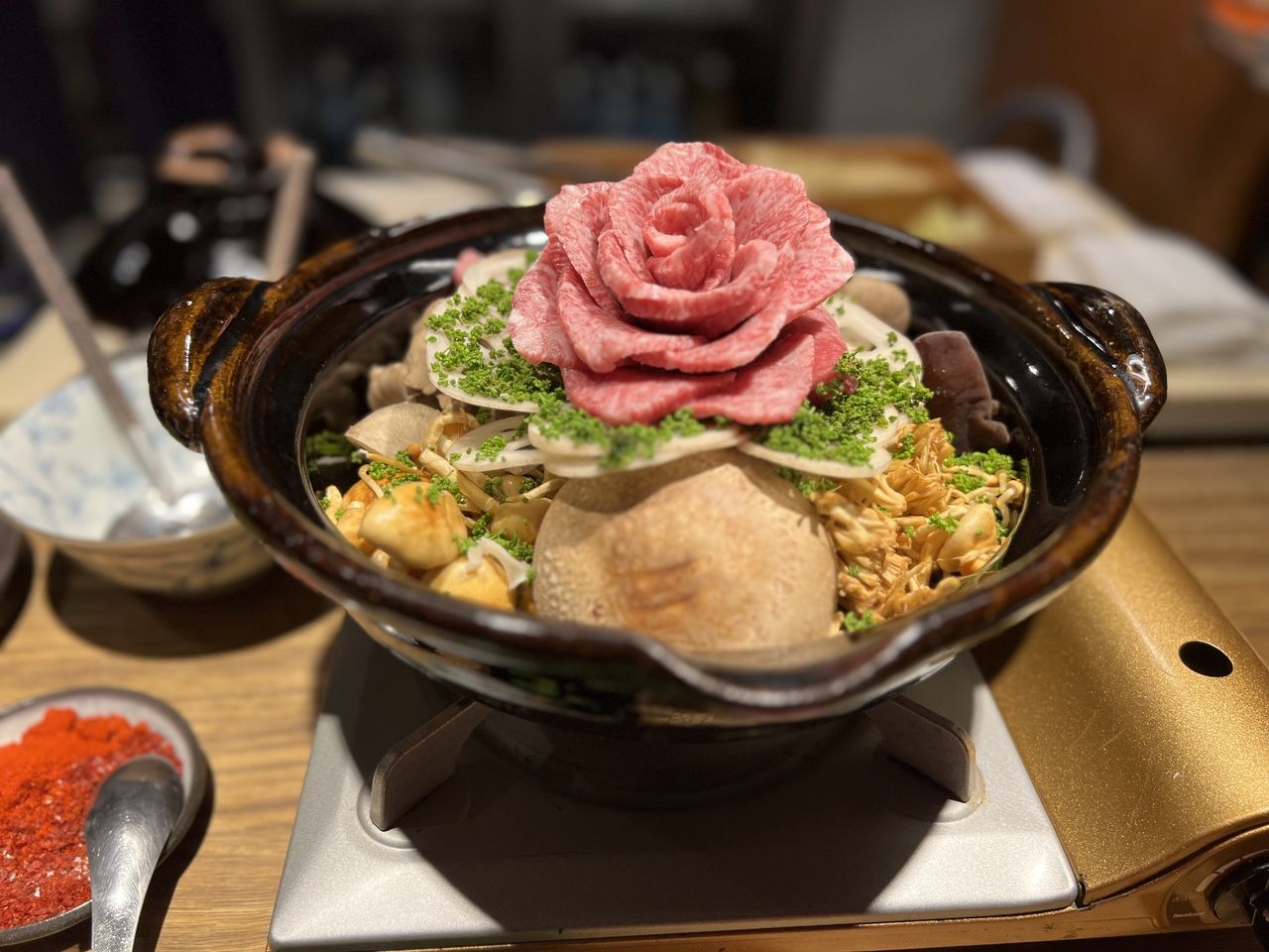 やまがた屋のSPたんしゃぶ鍋コース