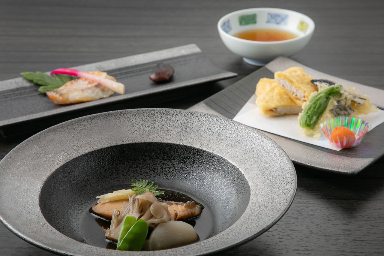 平日限定 昼懐石 梓 - あずさ -