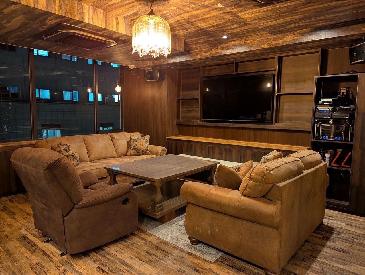 Private room/one floor rental plan