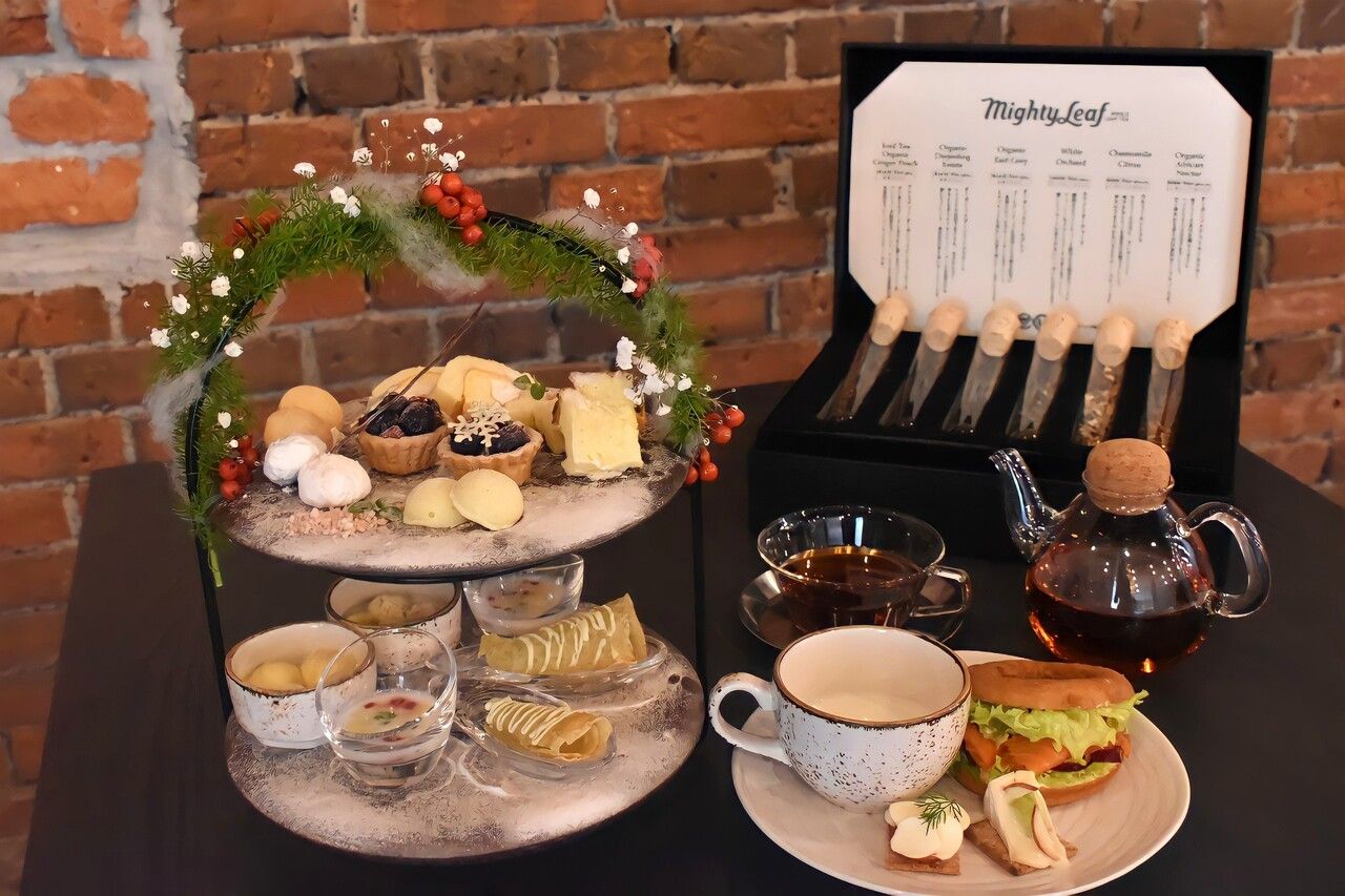 White Day Afternoon Tea Set