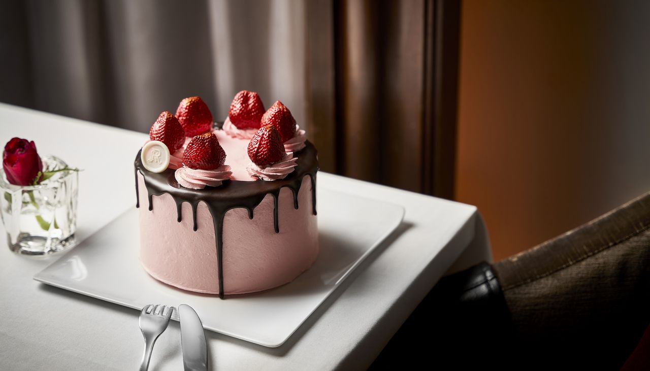 【お持帰り用】苺とチョコのレイヤーケーキ／直径15cm