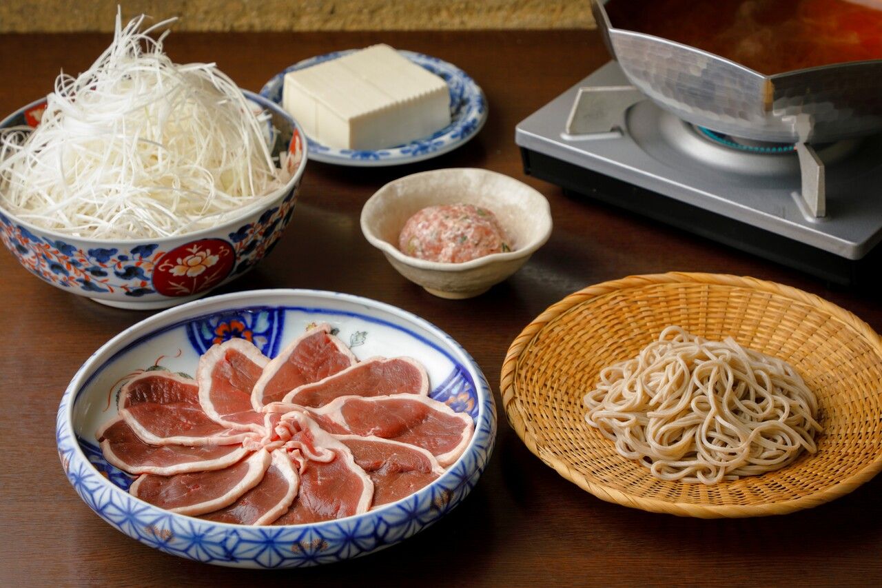〈梅〉蕎麦屋の国産鴨鍋コース