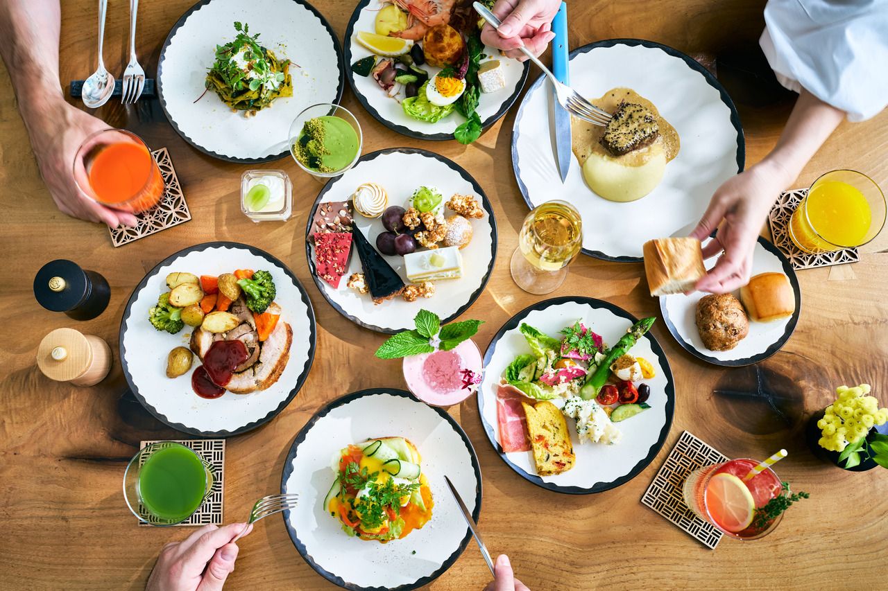 Weekend Brunch Buffet+ Sparkling wine Free Flow🥂