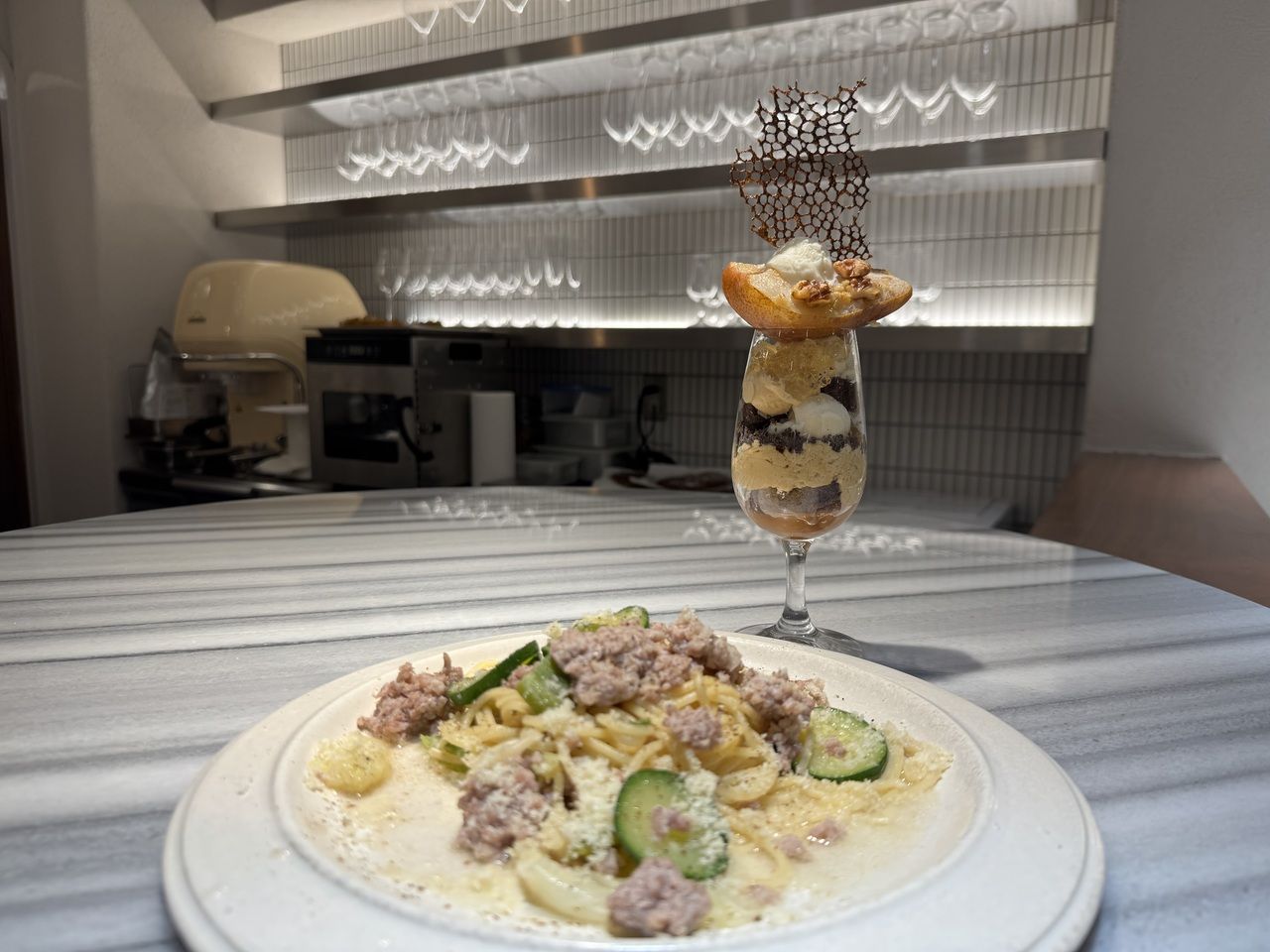 冻糕和半份意大利面套餐