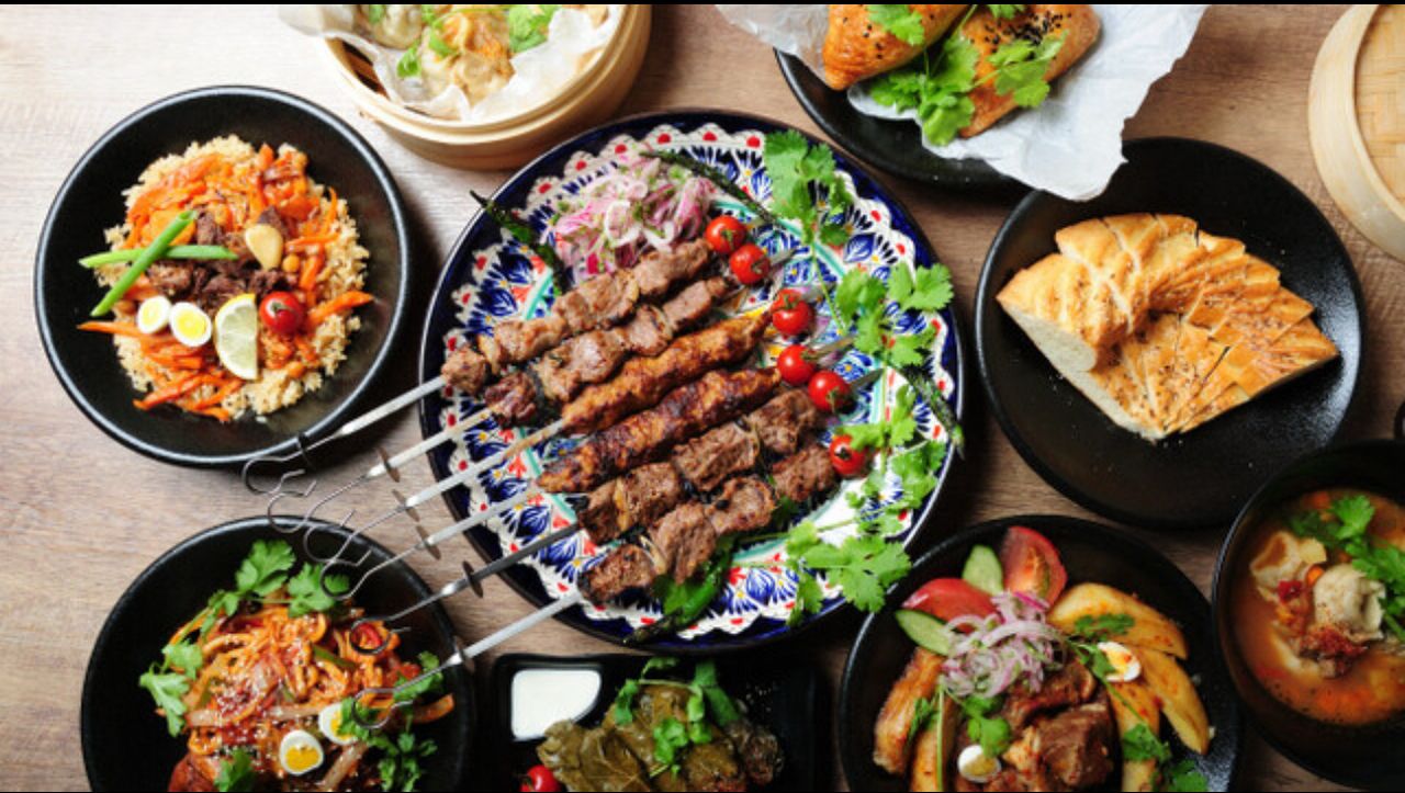 [Special Course] A special 8-course meal where you can enjoy popular Uzbek cuisine, from classics to chef's recommendations.