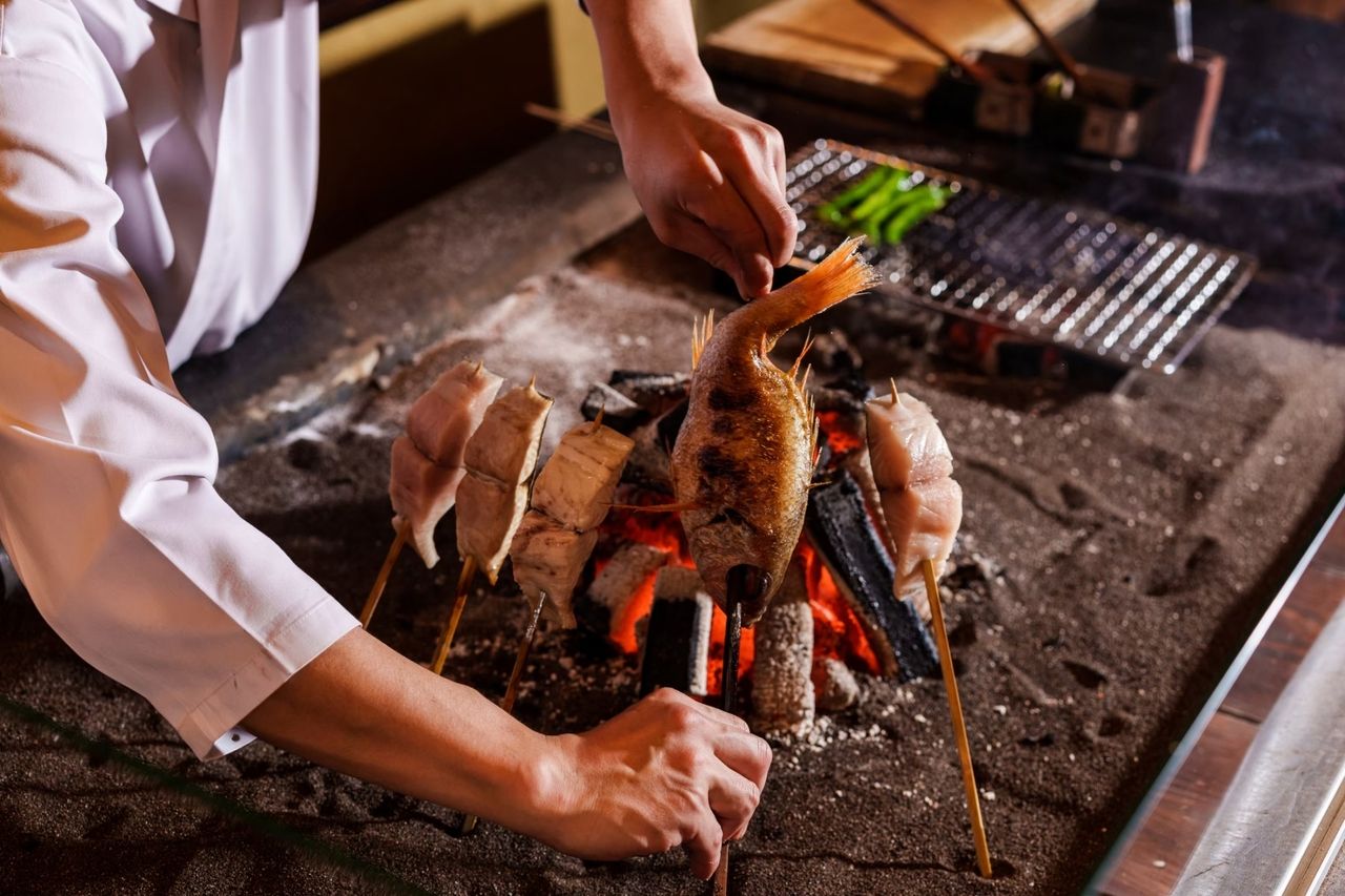 【2.5時間飲み物込み】ノドグロ原始焼き　「おまかせ12,000円コース」＋「飲み放題2.5時間」15,000円