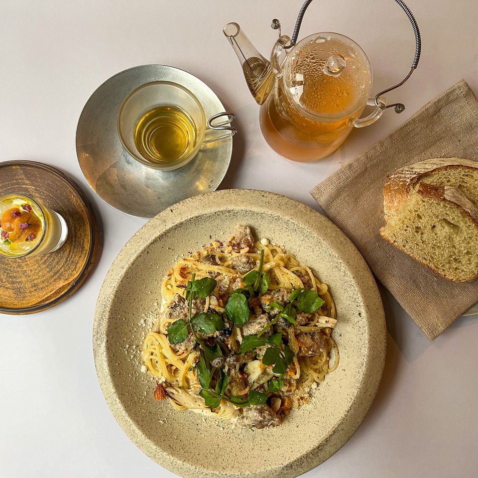 【LUNCH 平日限定カジュアルランチセット＋食後のドリンク-】