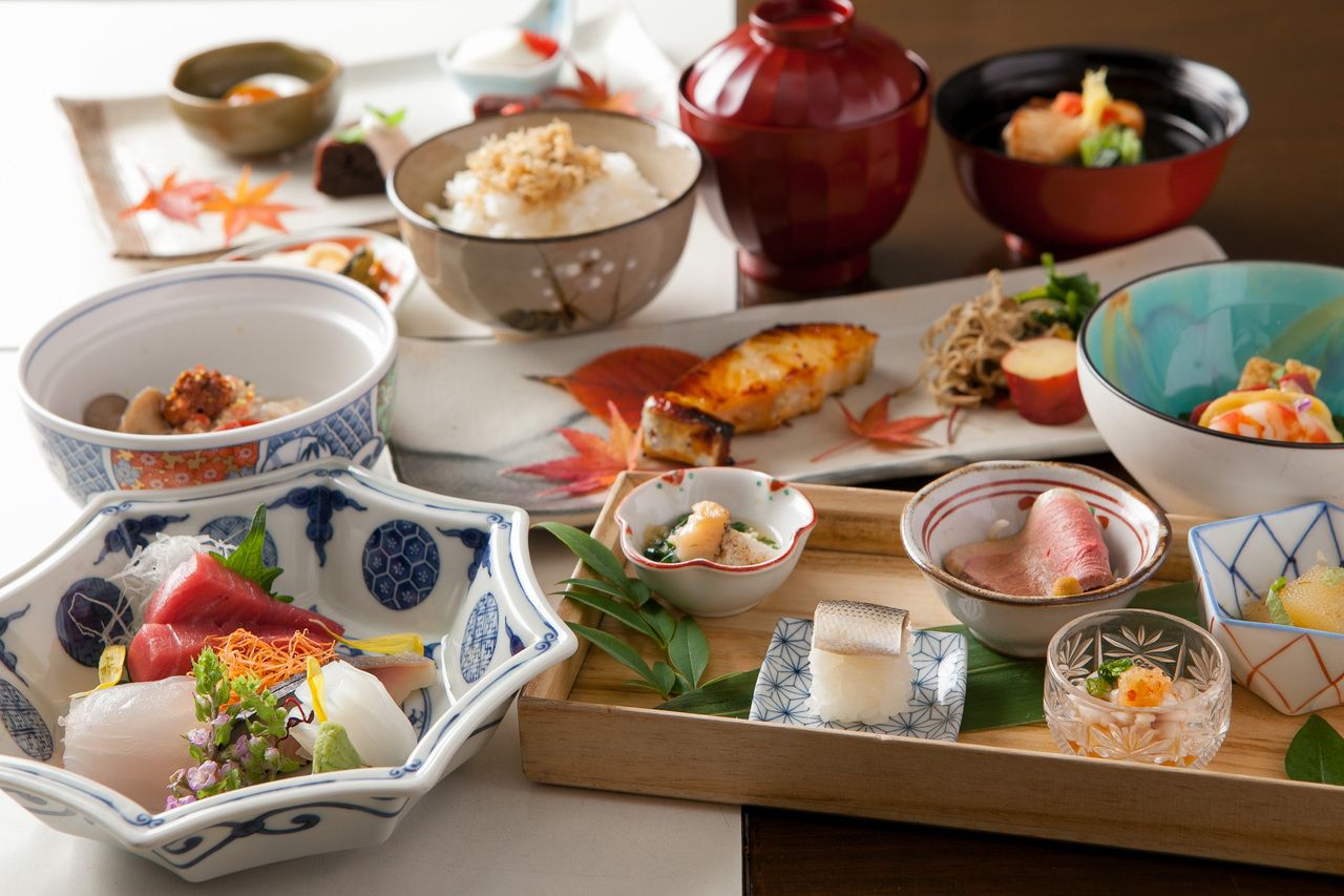 【店内席利用】　　　11月　12月　料理長おすすめ昼限定コース　