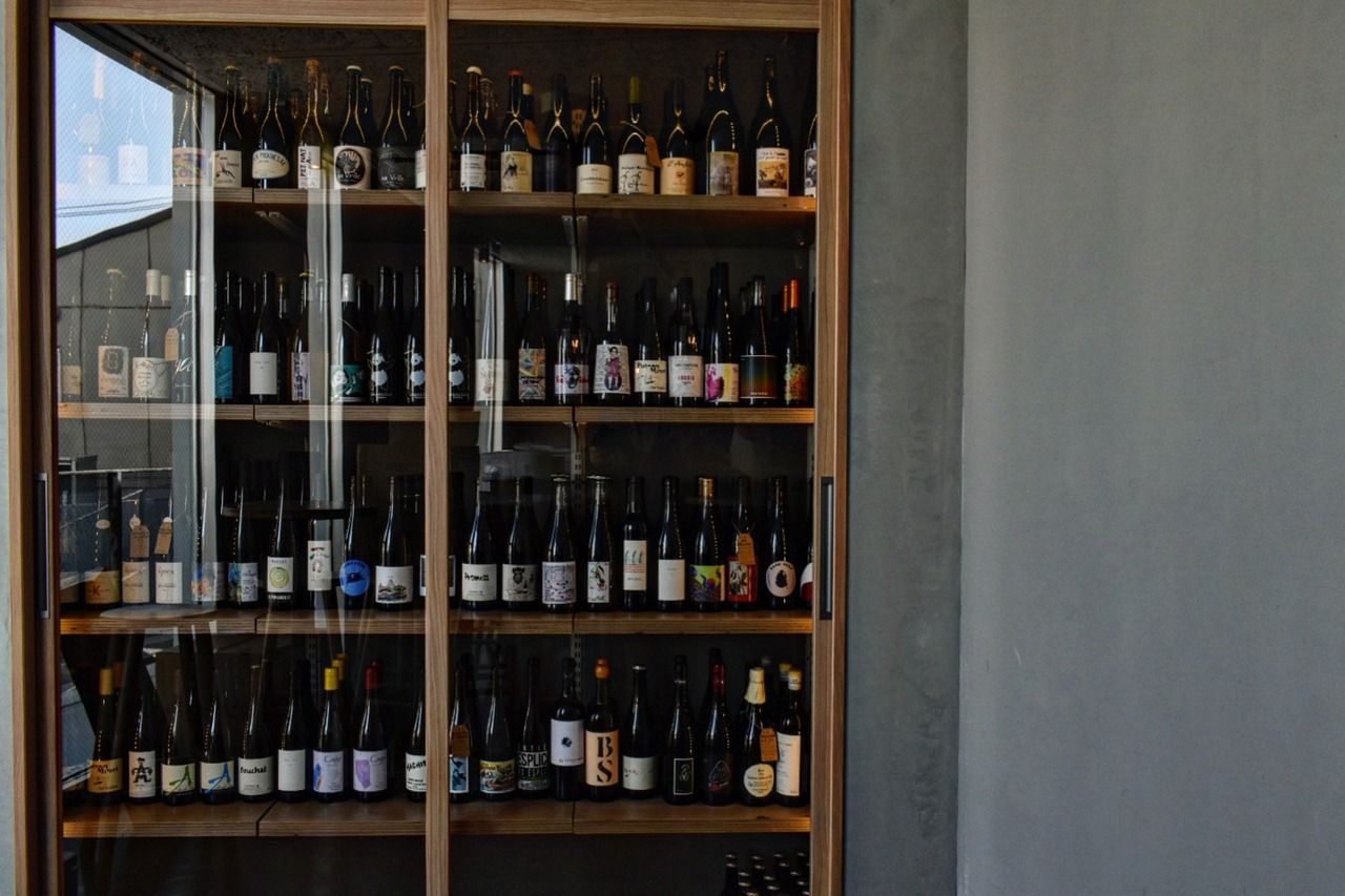 Party Plan with Bottle Wine and Sparkling Toast