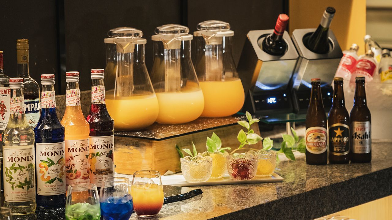 Kazahana Lunch Half-Buffet & Autumn Harvest Dessert Corner with Free-Flow Non-Alcoholic Drinks