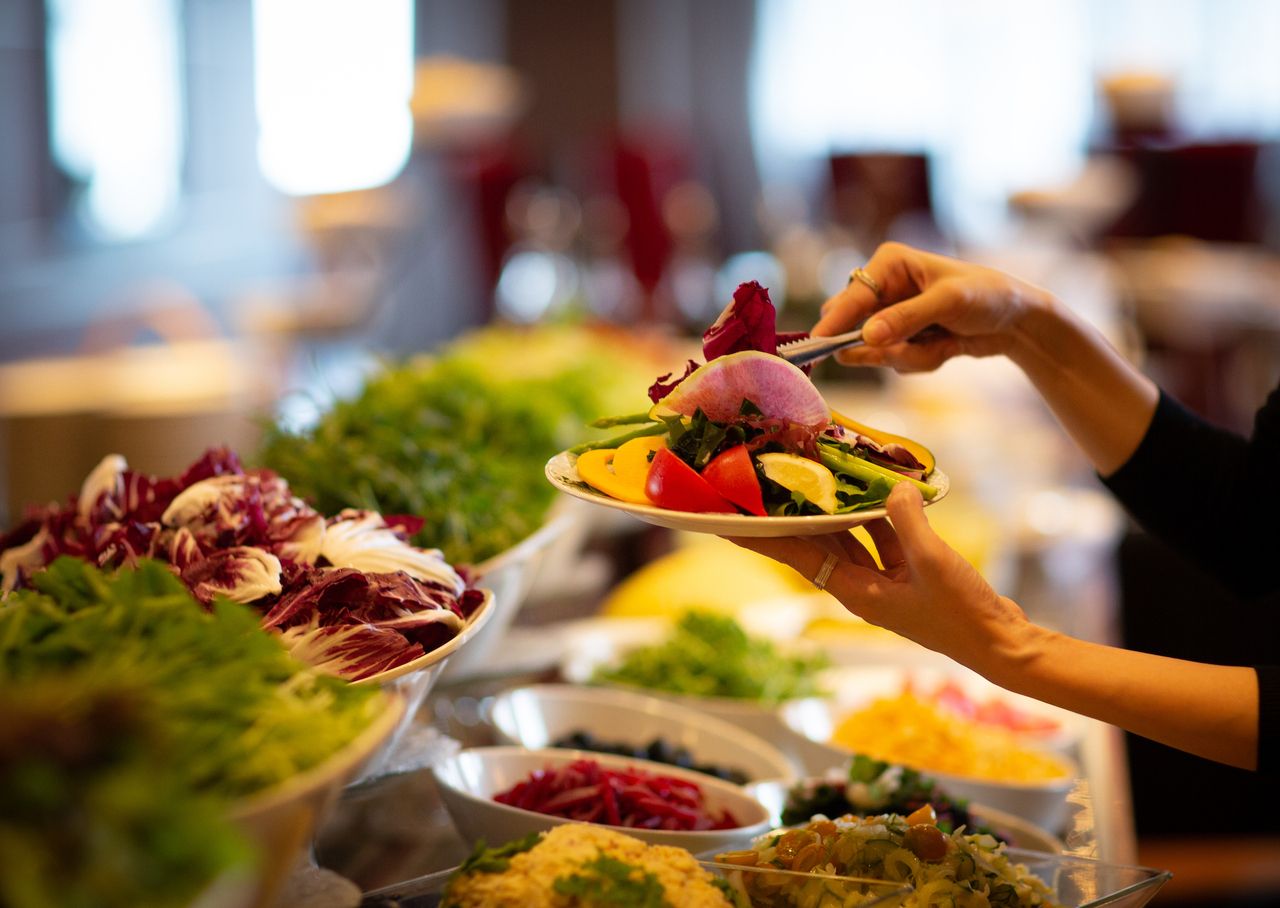 【年末】プライムリブ＆サラダ・デザートブッフェ