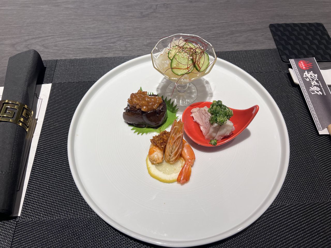 【ディナーコース】烙陽コース楽友軒PUREMIUM【ご接待におすすめ】フカヒレ姿煮付き全7皿ワインに年代物紹興酒の飲み放題コース（要予約）