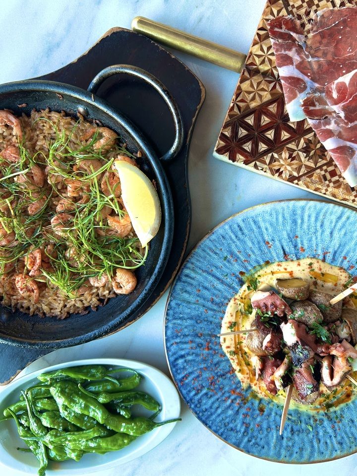 スパニッシュ定番の人気メニューを楽しむ全10品のスタンダードコース