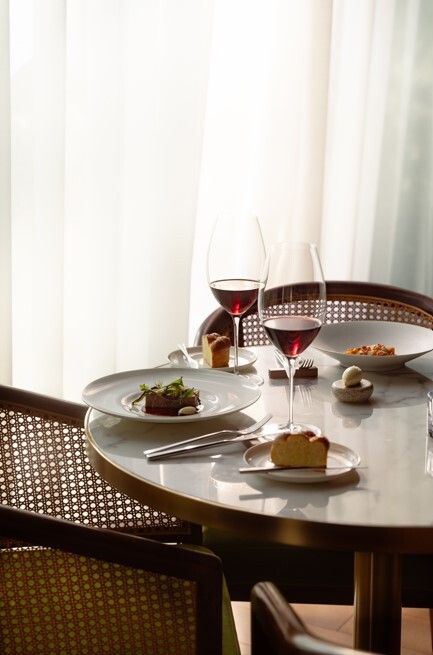 【Tower View Seat Guaranteed 1st to 4th January Only】New Year's 7 course Dinner with a glass of champagne