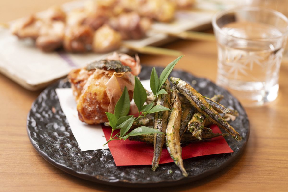 ≪2小时无限畅饮≫ 烤鸡肉套餐“花”～享用比内鸡～