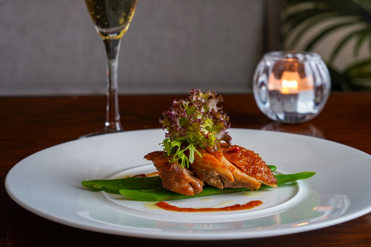 オフィシャルWEB予約限定【ランチコース】リゾート空間で楽しむ全5皿+乾杯スパークリング+窓側確約(平日限定)