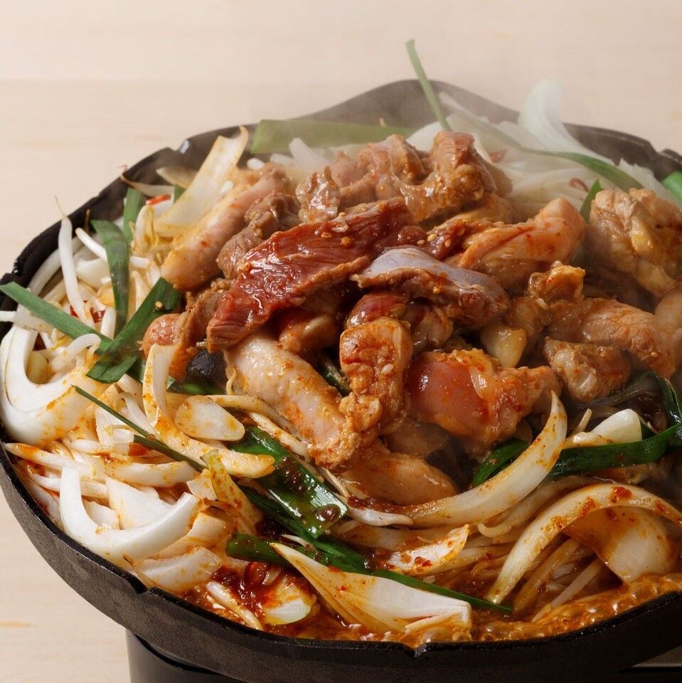 ★横浜限定★【2時間飲み放題付】名物腹黒焼きやよだれ鶏など　全8品　3,500円(税込)