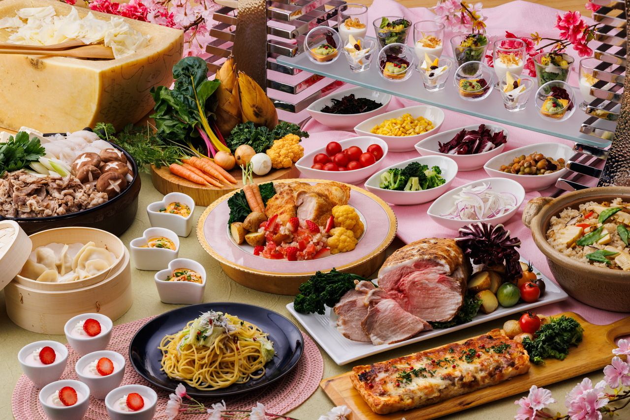 平日ランチ 鉄板焼きサーロインステーキ食べ放題×春の美食フェア(11:30~)　