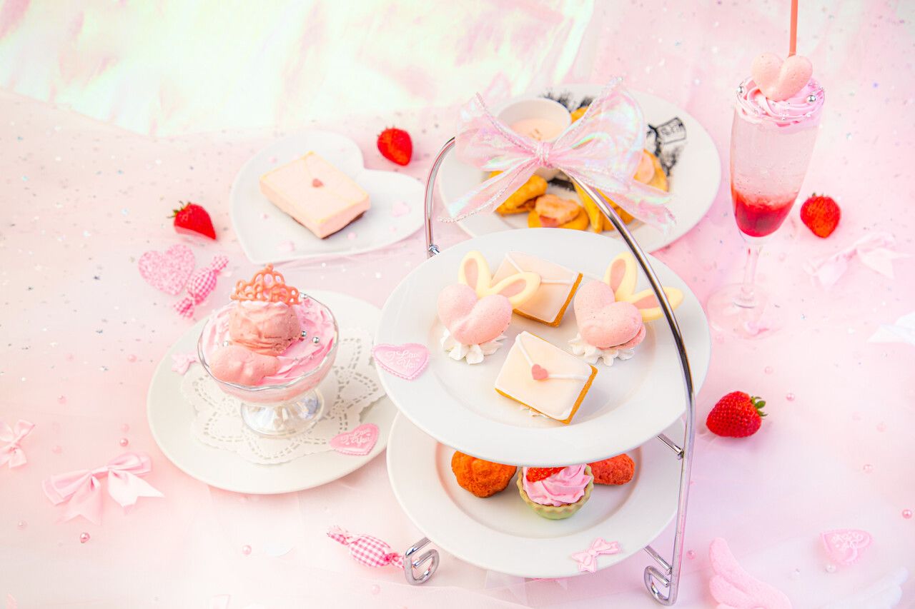 【ランチ・ディナー】ハートの女王様のラブレターアフタヌーンティー～ストロベリーパーティー～カフェフリー・お席時間閉店まで