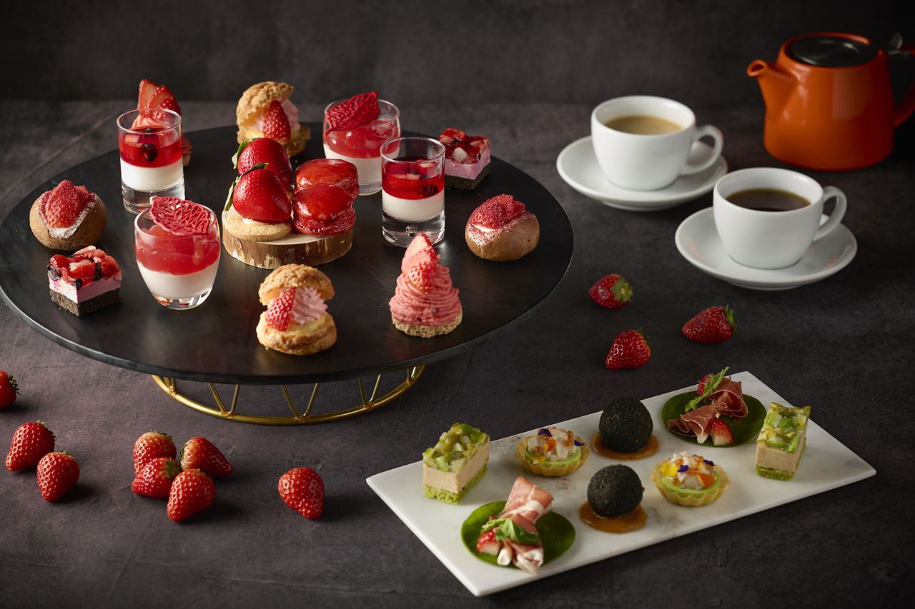 March～【strawberry afternoon tea】Saturday Only
