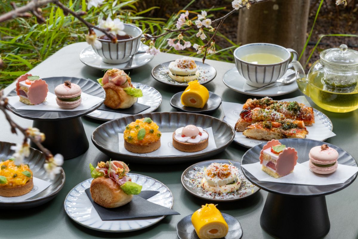 Le Pristine Afternoon Tea – Sakura & Dekopon (Weekday)