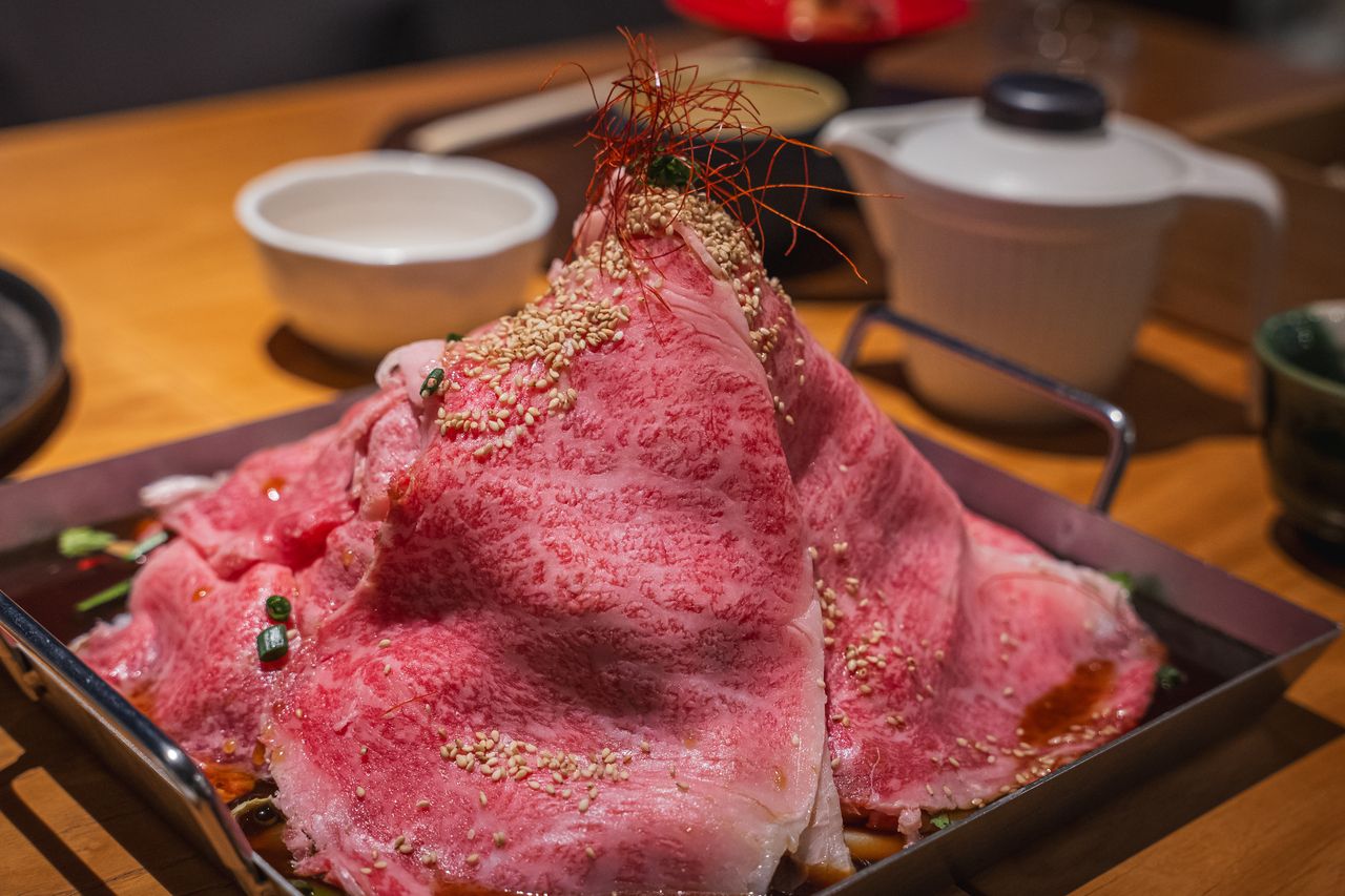 AMAYA Premium Hot Pot Sharing Experience~Mt.Yotei SUKIYAKI~
