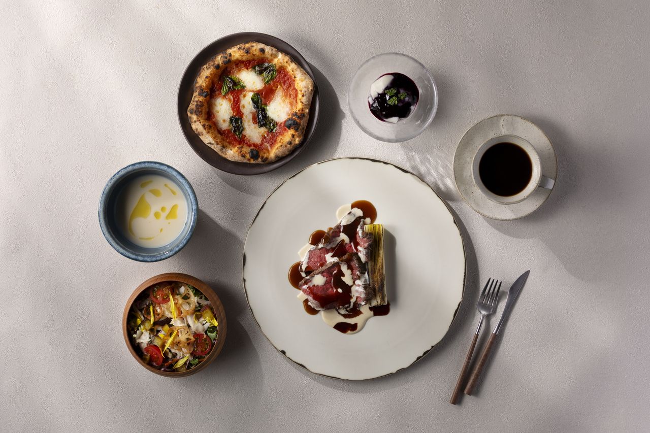 Weekend and public holiday lunch-only course