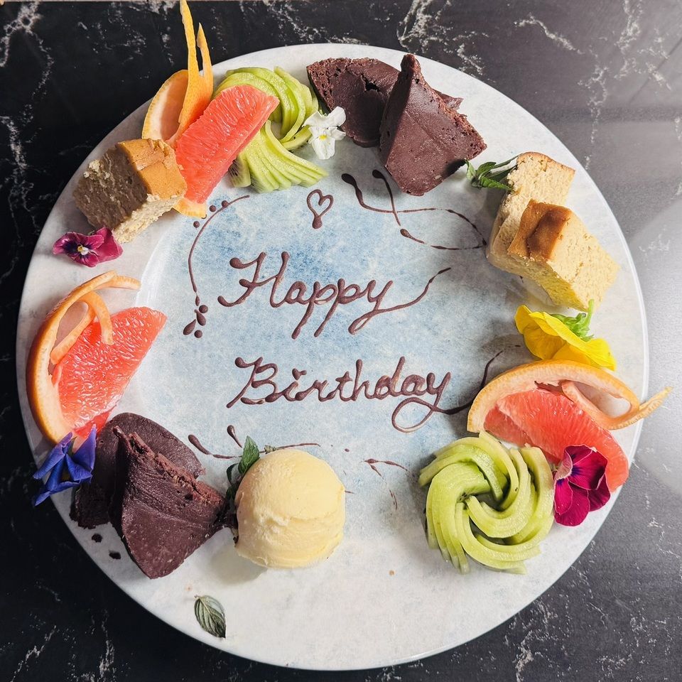 Dessert plate with message