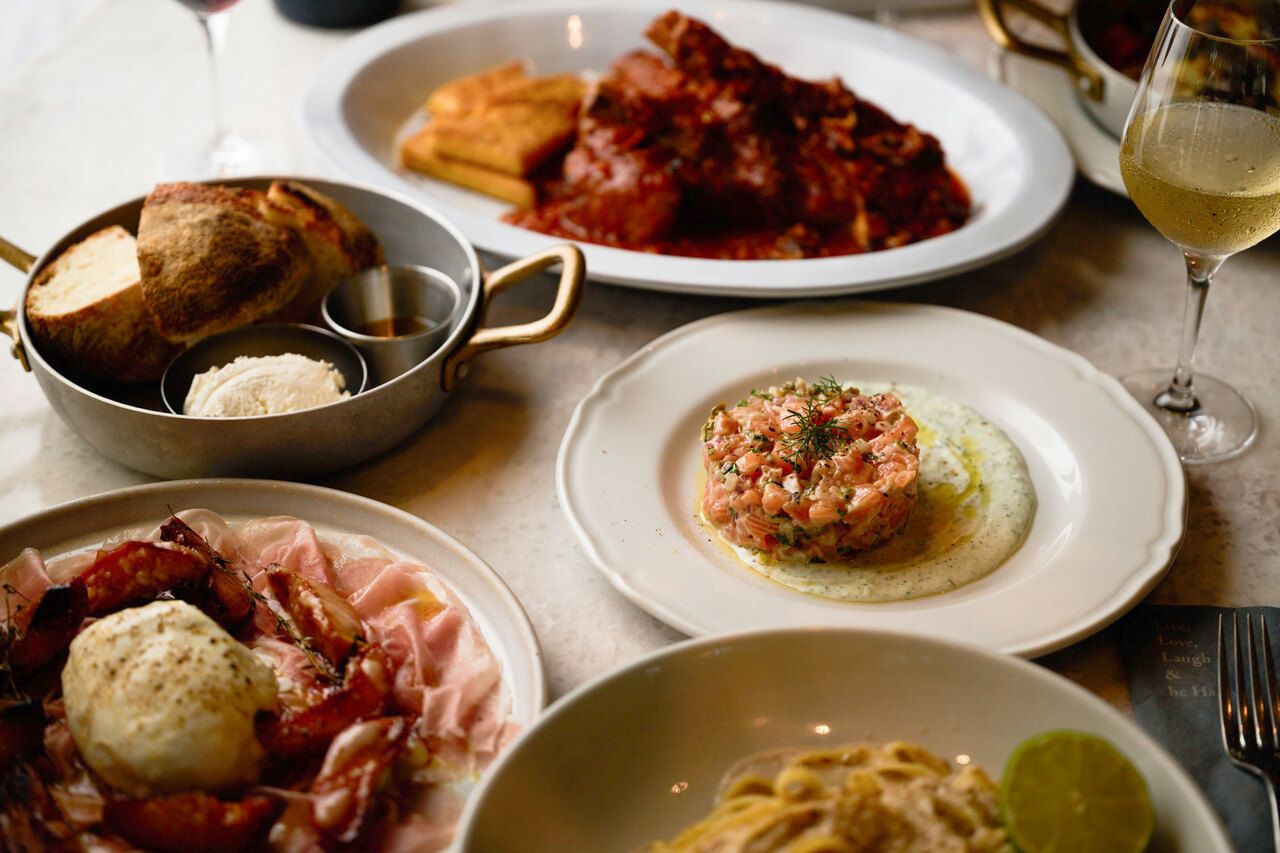 [DINNER] A sharing-style course where you can enjoy nature and wine.