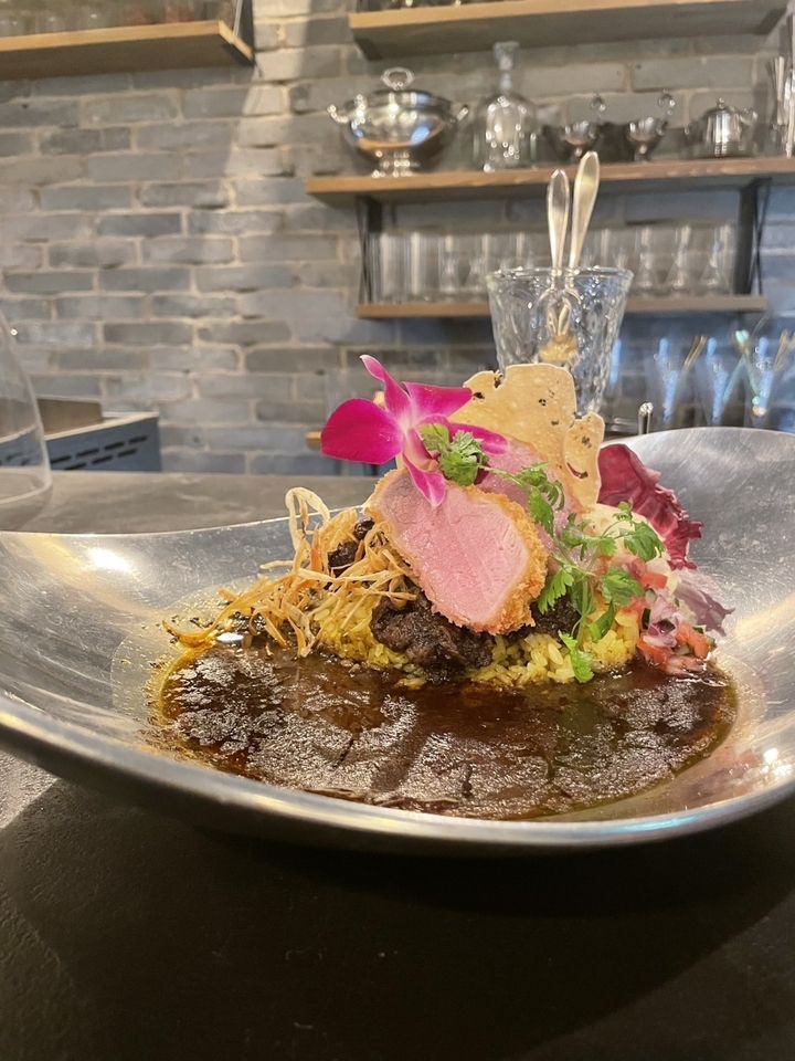 Pork cutlet curry with Meat-based curry sause