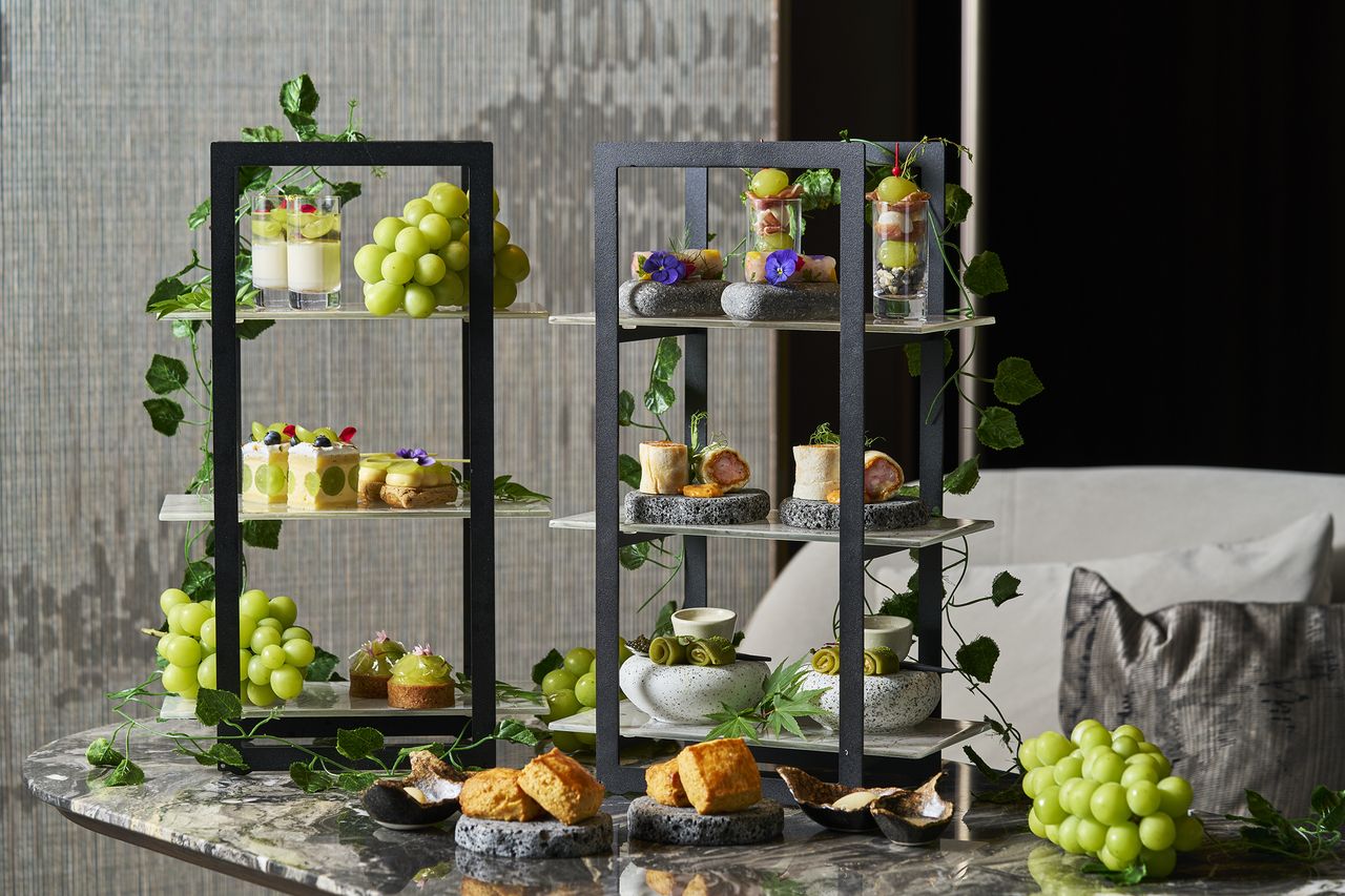 [Weekends and Holidays Only] Shine Muscat Afternoon Tea