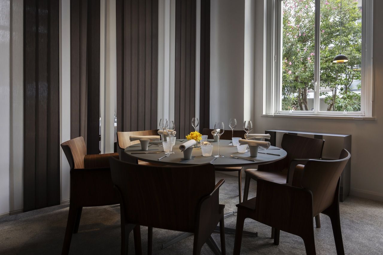 Menu Droit (semi-private room)